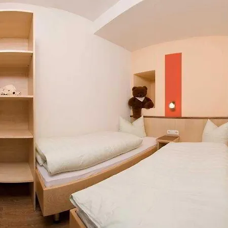 Fliana 4 Hotel 4*